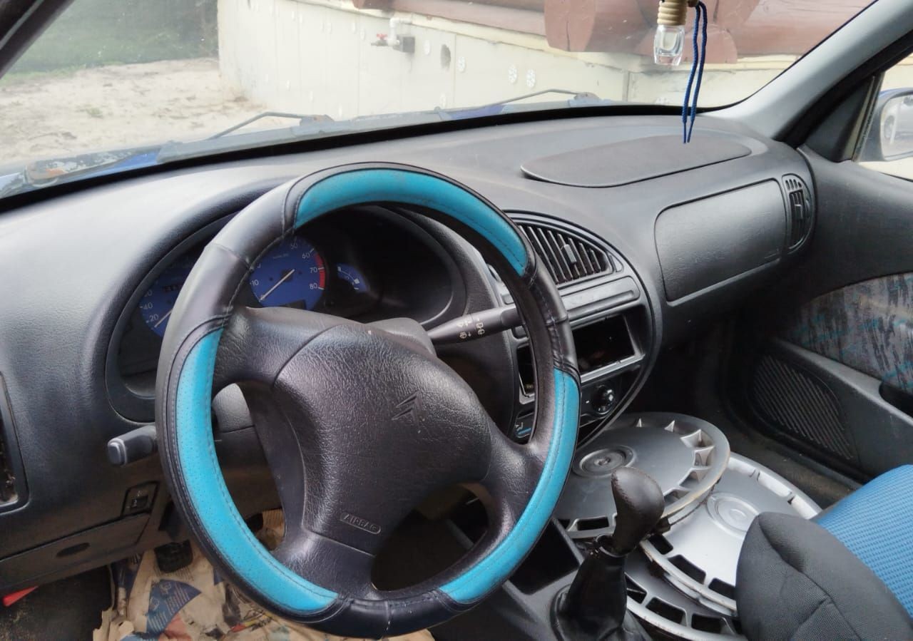 Продажа Citroen - Saxo 1999 года